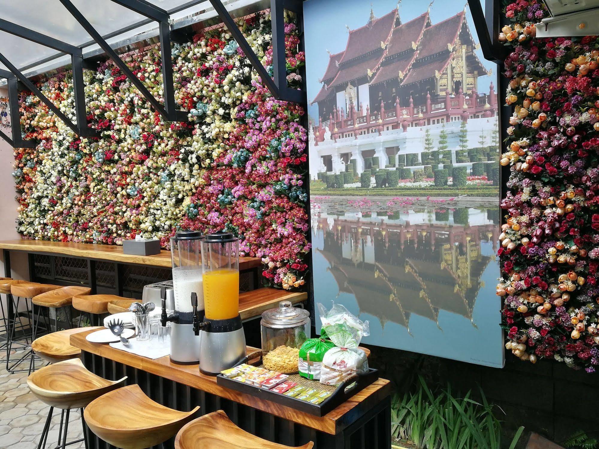 The Sculpture Hotel Chiang Mai Eksteriør billede